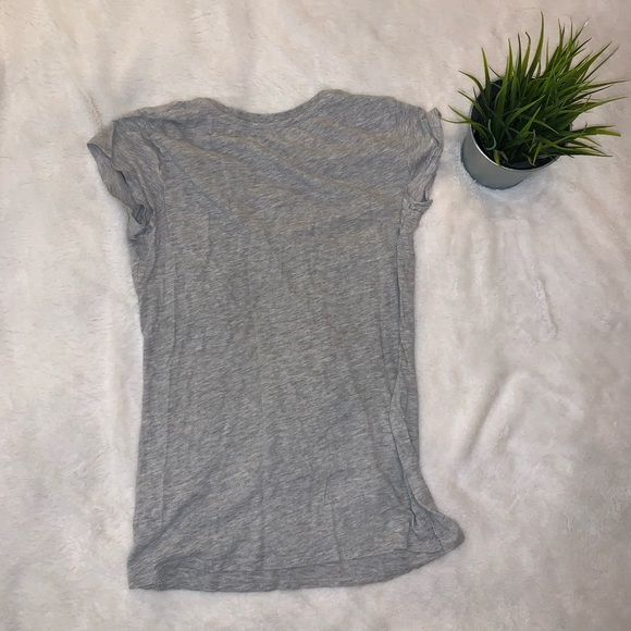 Casual Top - Picture 2 of 2